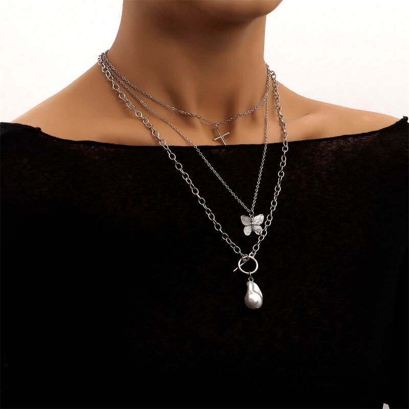 Collar multicapa con cadena de perlas para mujer, Gargantilla Vintage, colgante de mariposa, regalo de joyas de fiesta, nuevo