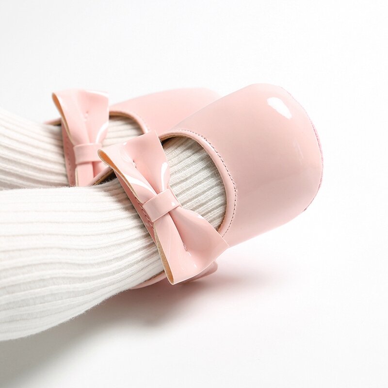 Обувь из искусственной кожи с бантиком для малышей; Обувь для новорожденных девочек с мягкой подошвой; Обувь для маленьких принцесс
