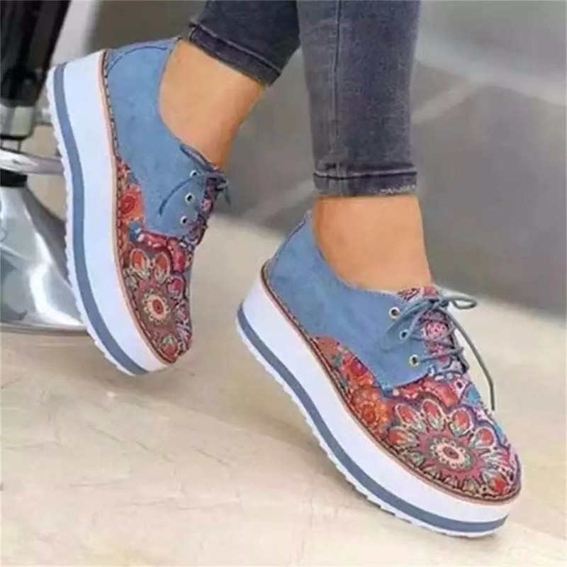 Женские туфли на платформе, повседневные туфли на плоской подошве с цветочной вышивкой, 2021