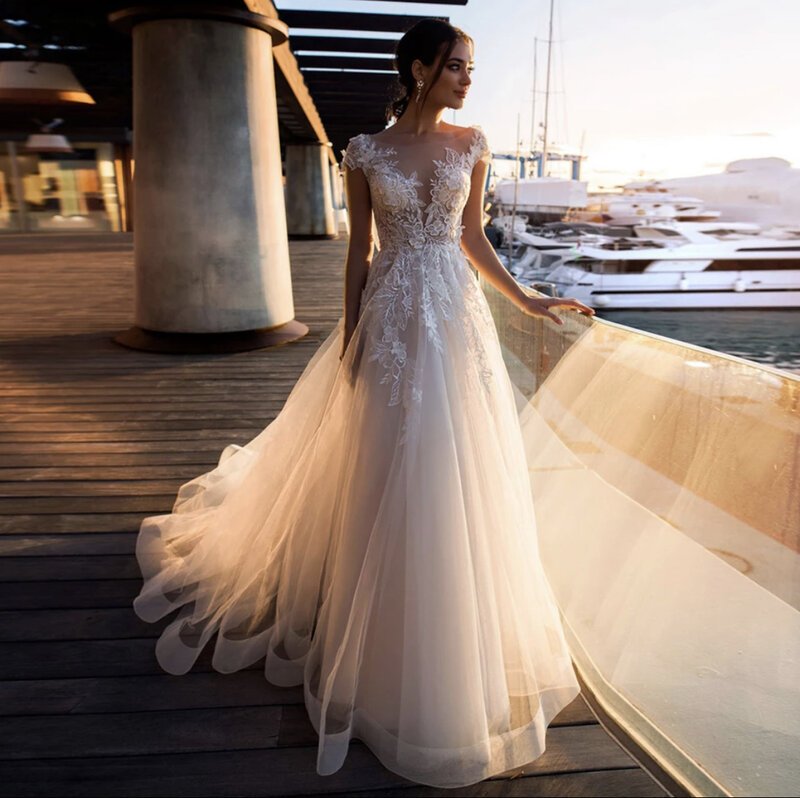 우아한 웨딩 드레스 2021 a 라인 쉬어 넥 캡 슬리브 레이스 아플리케 버튼 튤 스윕 기차 신부 가운, 신부 가운