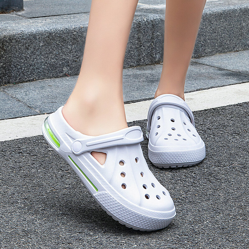 Airavata Clogs Sandals Hole Shoes Couple Home Slippers Summer Hollow Out Smiling Face Buckle Men and Women Beach Flat Outdoor
