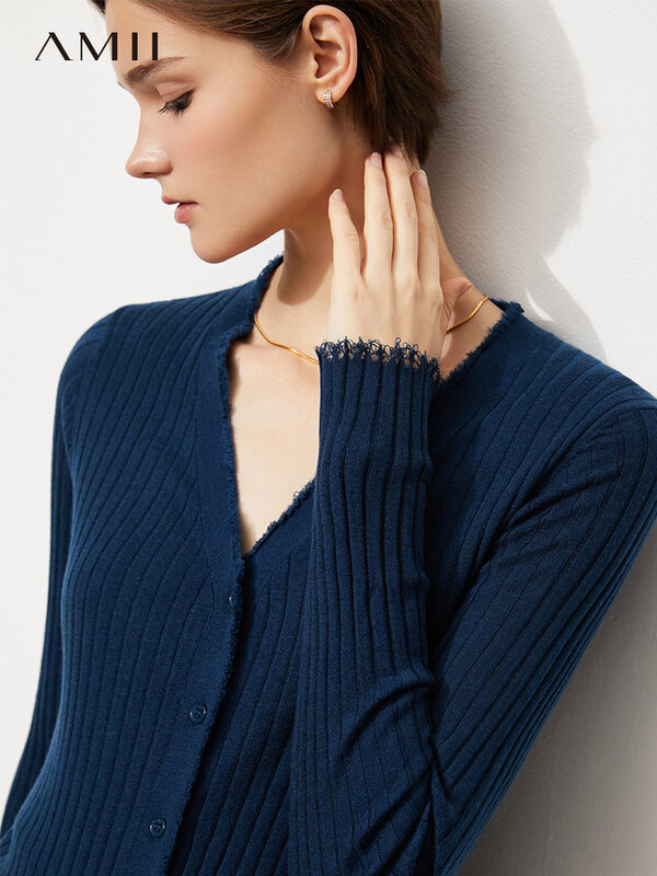 Amii Sweter Minimalis untuk Wanita Musim Gugur Musim Dingin Atasan Rajutan Sweter Antik Leher V Kardigan Wol Ramping Pakaian Wanita 12141199