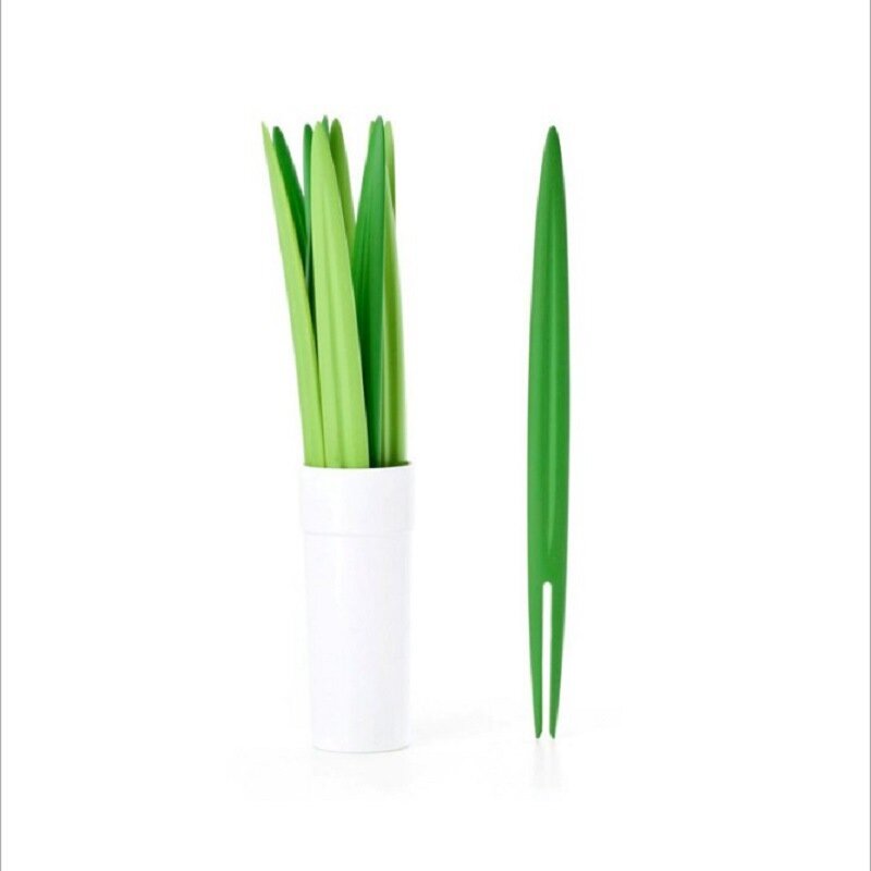 10 pçs novo criativo plástico divertido folha de bambu verde forma garfo frutas sinal cozinha suprimentos garfo sedutor para utensílios de mesa gadgets