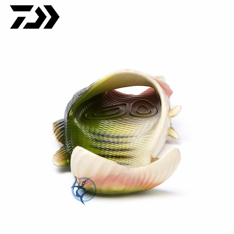DAIWA Funny Fish Sandals Breathable Walking Lightweight Fashion Fishing Leisure Family Outdoor Beach Slippers Water Shoes