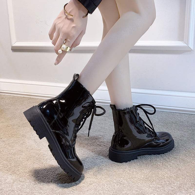 Martens-Botas de terciopelo para mujer, zapatos de cuero de estilo británico, botas cortas rojas de Red, novedad, otoño e invierno, 2021