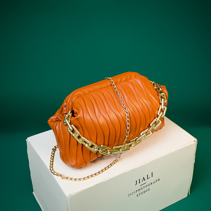 ZD665 este año nuevo de cadena de oro de moda de piel de vaca bolso naranja hombro axilas mensajero bolsa de cubo
