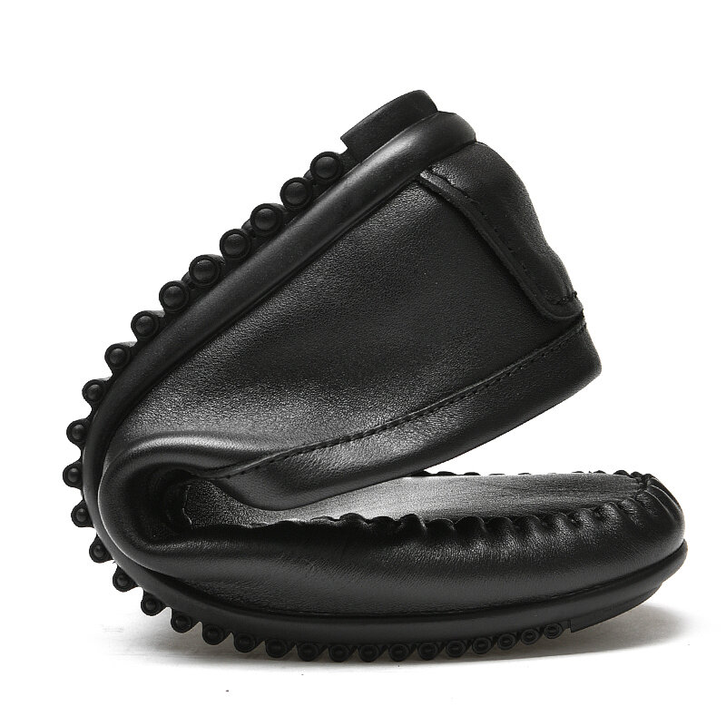 Mocassins de couro genuíno dos homens sapatos casuais marca de luxo 2022 vestido masculino apartamentos homem mocassins respirável deslizamento em preto sapatos de condução