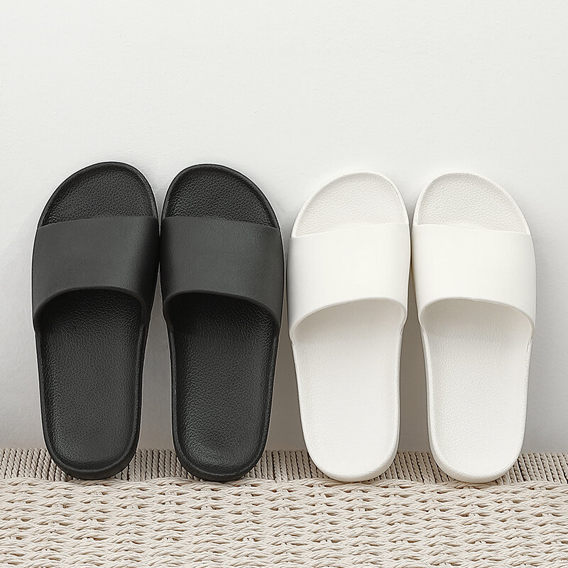 Sandal Pria Rumah Musim Panas Sepatu Pasangan Hitam Putih Sederhana Sandal Jepit Kamar Mandi Antiselip Sandal Platform Wanita Dalam Ruangan