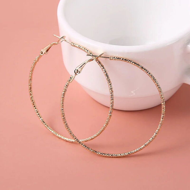 Złote duże kolczyki koła koreański geometria metalowe złote kolczyki dla kobiet kobieta Retro spadek kolczyki 2021 Trend biżuteria