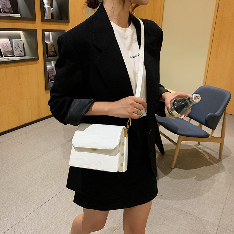 Bolsa de ombro pequeno com estampa de pedra couro pu feminina 2021 bolsa de rebite crossbody feminina bolsas de design de luxo