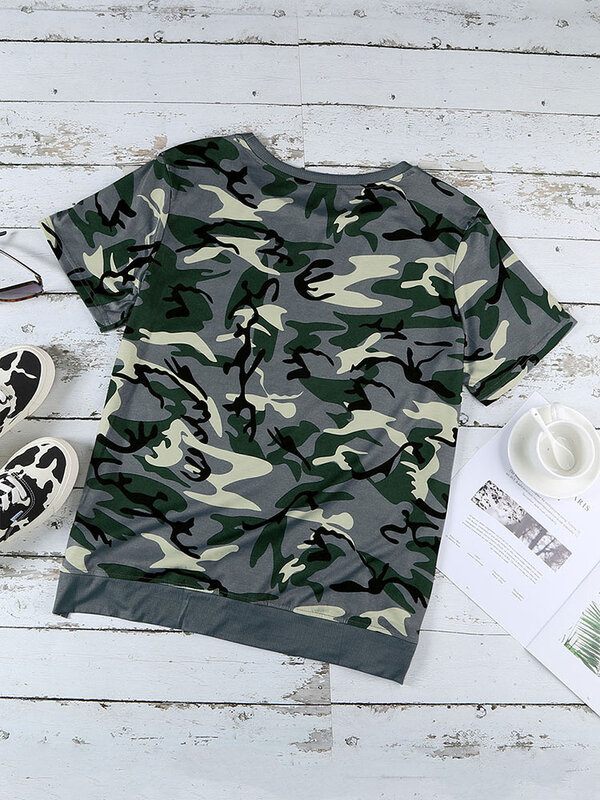 4XL 5XL Plus Größe Damen Tops Frauen Sommer Grün Camo Print Rundhals Casual T-Shirt mit Slits 2022 Neue Kurze hülse Tops