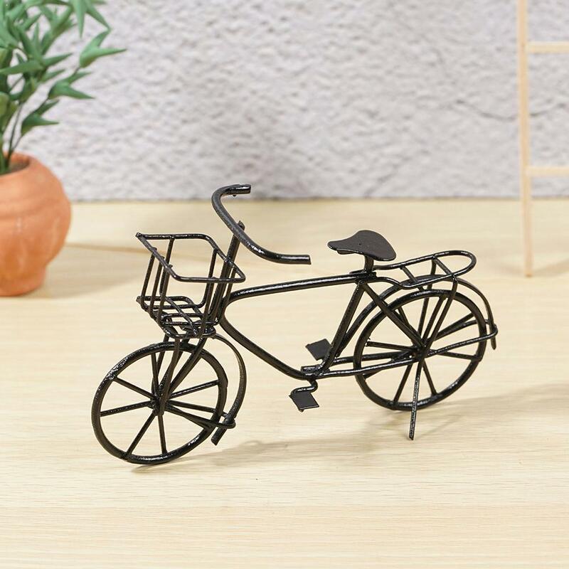 1:12ตุ๊กตาอุปกรณ์เสริมสีดำขนาดเล็กจำลองจักรยานตุ๊กตาตกแต่งชุด