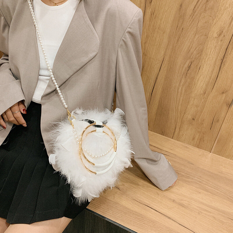 Модная зимняя одежда с искусственным мехом; Женская сумка модное кольцо с жемчугом Портативный перо индейки одного реального с искусственн...