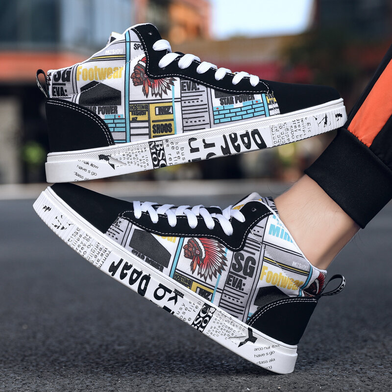 Sepatu Kasual Pasangan Grafiti Klasik Musim Semi Sneakers Modis Musim Gugur Pria Sepatu Kanvas Antilembap Ukuran Besar Sepatu Tenis Masculino