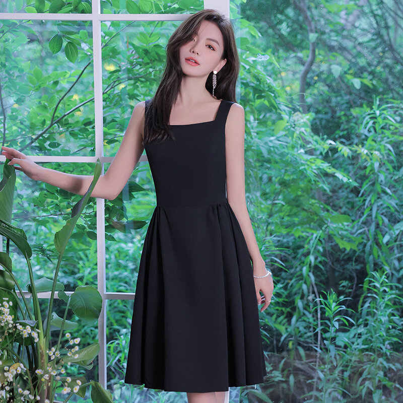 Falda de nicho de lujo ligera, temperamento de noche de satén de verano negro para mujer, estudiante, también se puede usar en la vida diaria