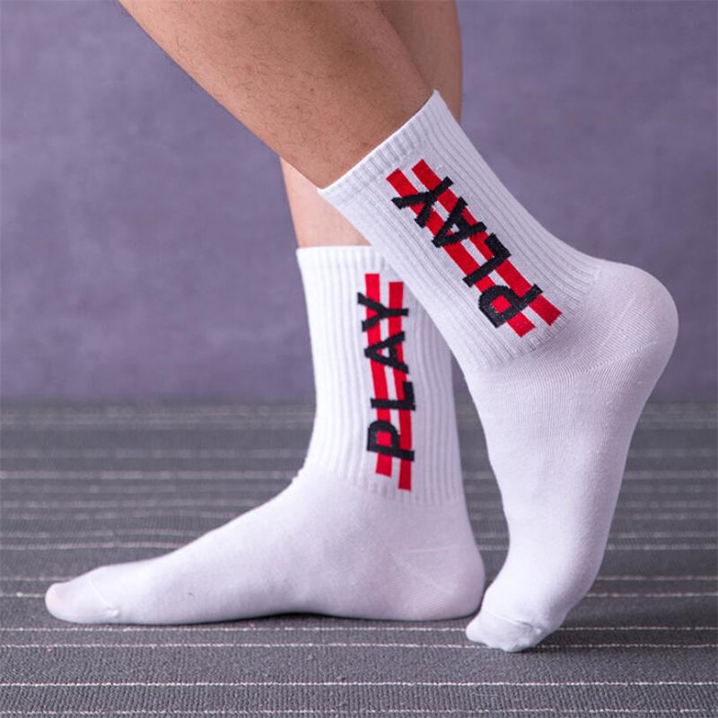 Meias masculinas e femininas estoques de meias com maré de casal outono novas letras estoque de meias de algodão meias hip hop street sports