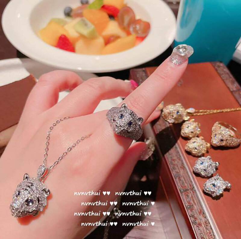 Pełna cyrkonia odważny tygrys pierścionek dla kobiet niebieski klejnot zwierzęta lampart naszyjnik kolczyk klasyczny zestaw biżuterii