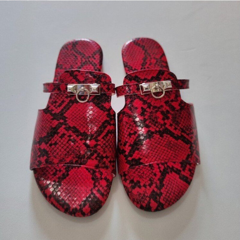Zapatillas de moda de verano para mujer, sandalias simples y sexys con decoración de hebilla de Metal en relieve, KZ054, 2021