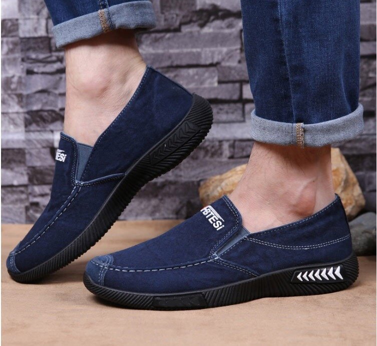 Men's Canvas Shoes Classic Style Rubber Sole Sneakers Casual Lace Men's Sneakers Breathable Flat Sneakers Driving Shoes