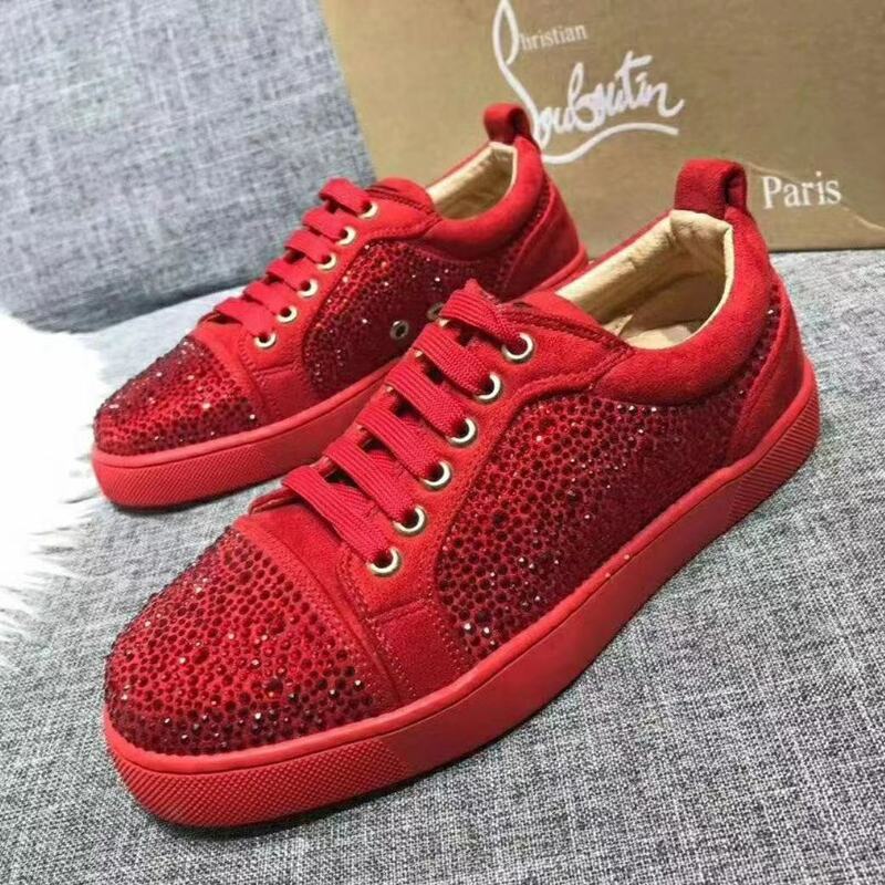 Men's and women's casual shoes rivet rhinestone flat shoes bar fashion red black gray leather sneakers 36-46 size