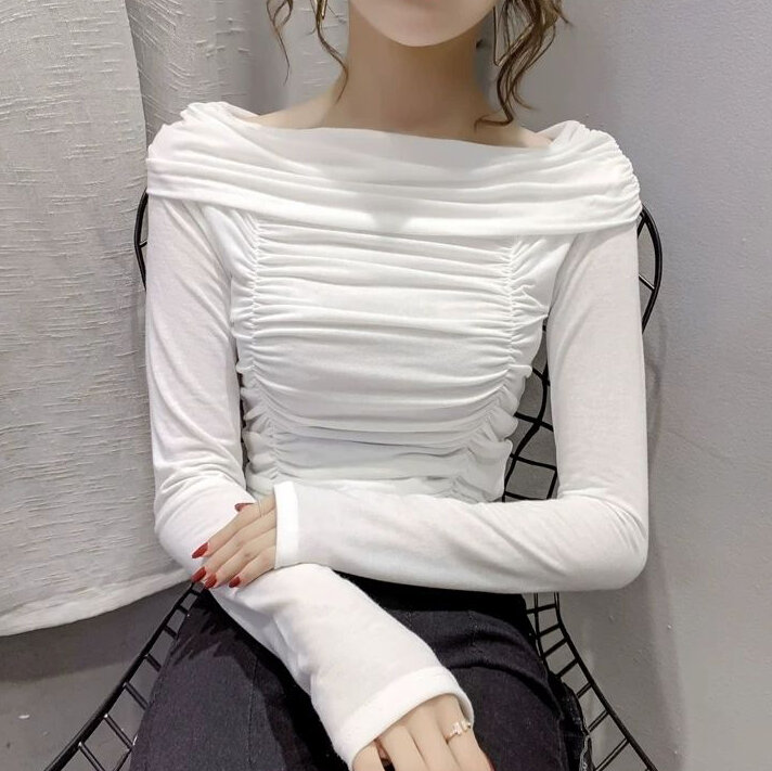 One line shoulder top shows thin age reduction French gentle spring sweet wind new style of autumn 2020