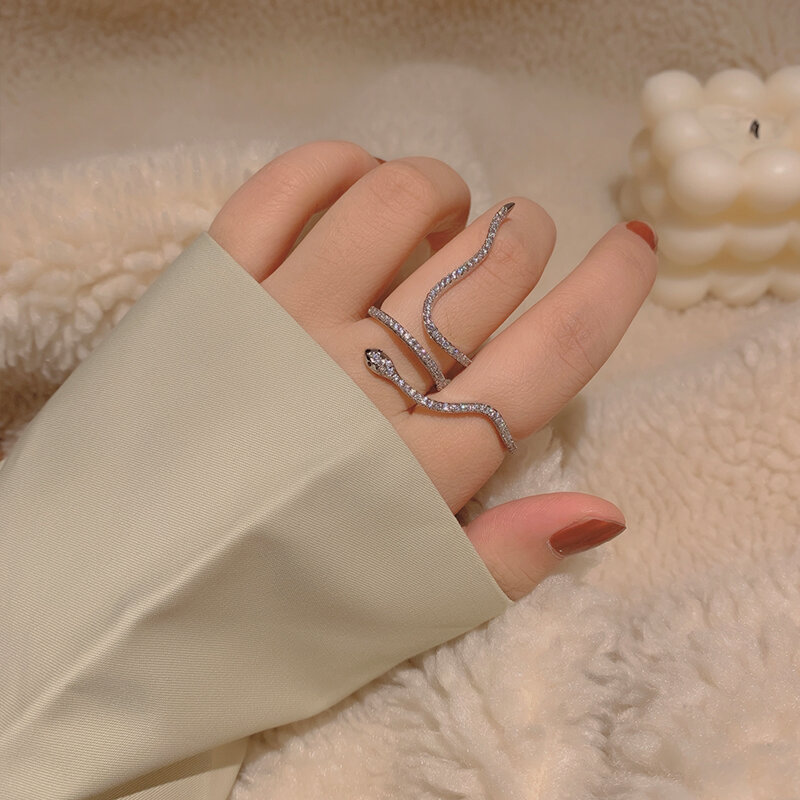 개인화 된 패션 디자인 지르콘 마이크로 상감 뱀 모양의 이중 손가락 코드 Braiding 반지에 대 한 우아한 고급 빛