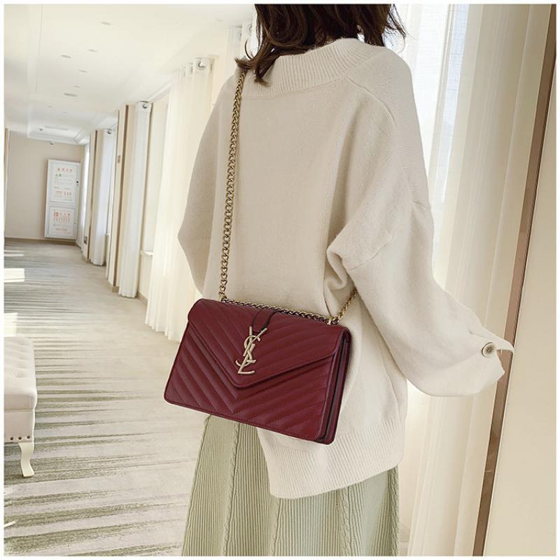 2021 جديد الموضة الفاخرة السيدات صندوق مربع صغير مصمم سلسلة الكلاسيكية عالية الجودة حقيبة كتف المرأة حقيبة يد حقيبة ساعي