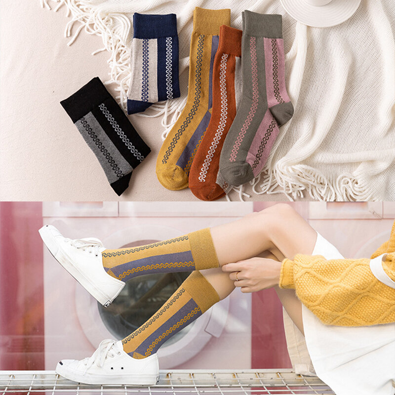 New Striped Color Matching Leisure College Wind Ladies Cute Cotton Sweat-Absorbent Breathable Sports Socks