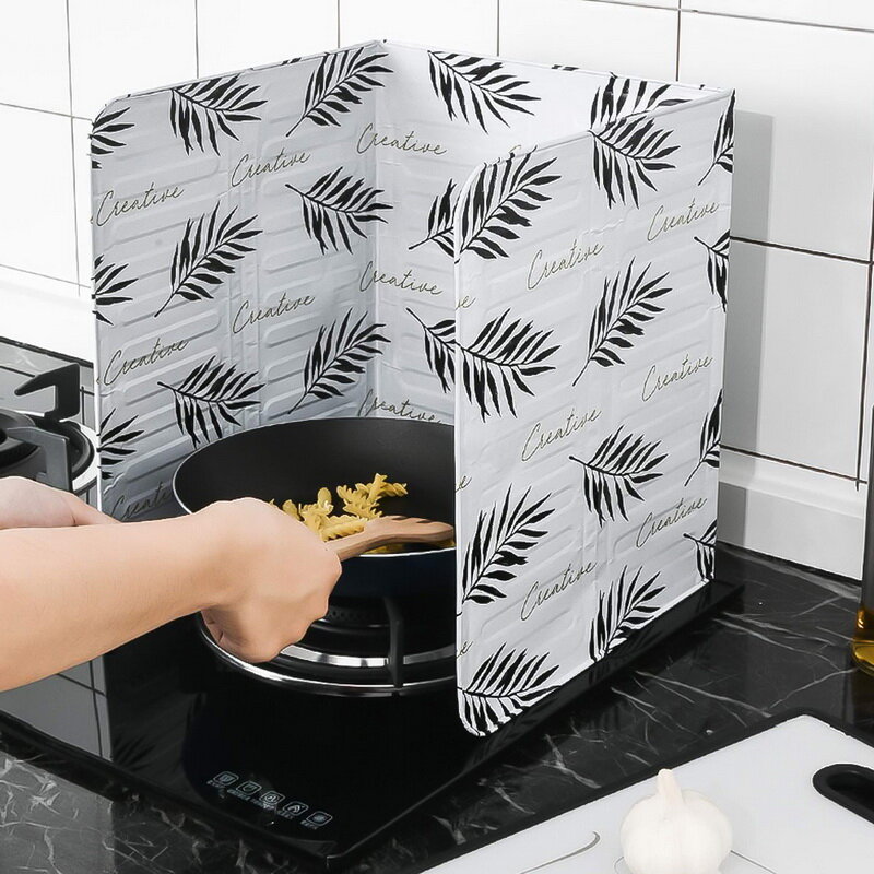 1PC Küche Gadgets Öl Splatter Bildschirme Aluminium Folie Platte Gasherd Splash Proof Schallwand Home Küche Kochen Werkzeuge