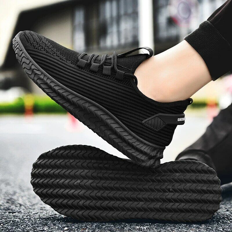 Men's Running Shoes 2021 New Fashion Korean Sports Shoes Men's Fashion Casual Shoes Soft Bottom Breathable Summer Men's Sneakers