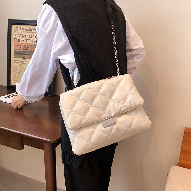 Grote Capaciteit Dames Schoudertas Casual Mode Handtassen Voor Vrouwen Kettingen Solid Crossbody Tassen Luxe Merk Messenger Bag Sac