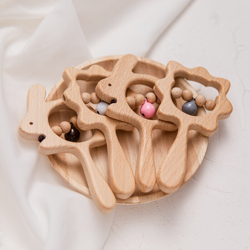 Drewniana grzechotka niedźwiedź bukowy ręcznie ząbkowanie drewniane pierścień grzechotki dla dzieci zagraj w Gym Montessori wózek zabawki edukacyjne zabawki zróbmy