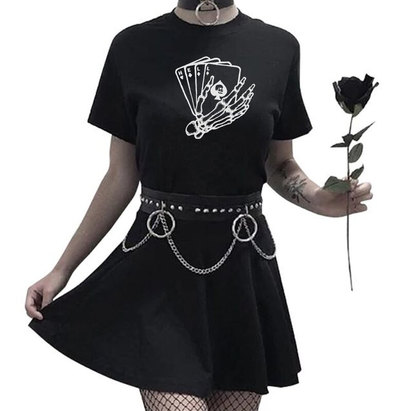 Camiseta con estampado de skateboard de tres skateboard para mujer, camiseta Unisex de estilo Punk, Calavera fresca, Grunge, regalo de Halloween, camiseta negra
