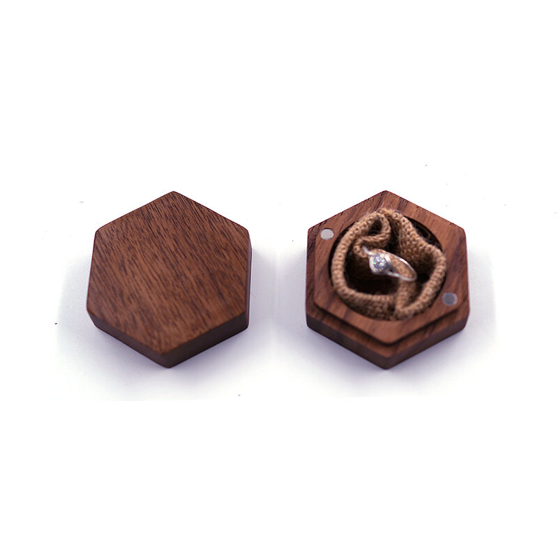 O hexágono personalizado rústico casamento madeira anel caixa titular personalizado seus nomes e data casamento anel caixa portador nogueira preta