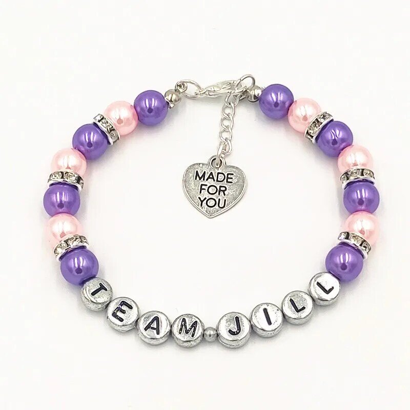 Nouveau Bracelet à breloques personnalisé pour fille, cadeau d'anniversaire, bijoux personnalisés avec boîte, rose et violet