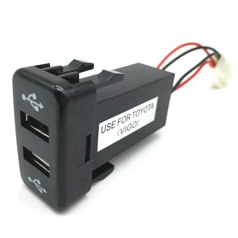 Автомобильное зарядное устройство с двумя USB-портами для TOYOTA