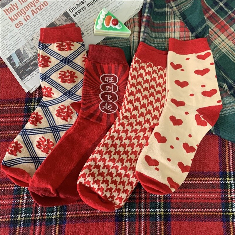 Красные носки для женщин на год рождения, зимние осенние и зимние новогодние носки, подходящие ко всему и милые носки для влюбленных