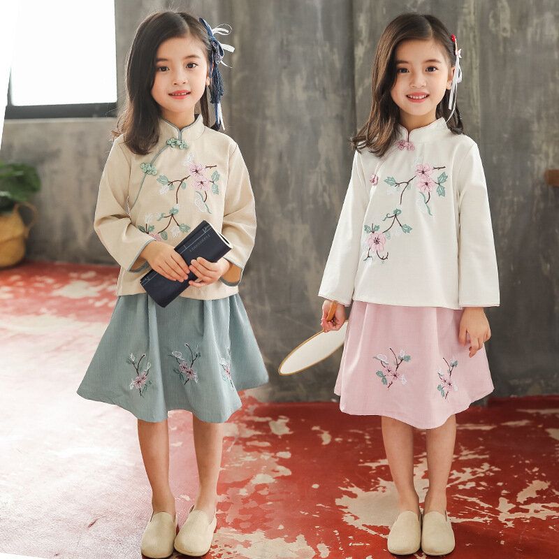 新しい子供のレトロドレス、女の子中国風の刺繍唐装、韓服スーツ