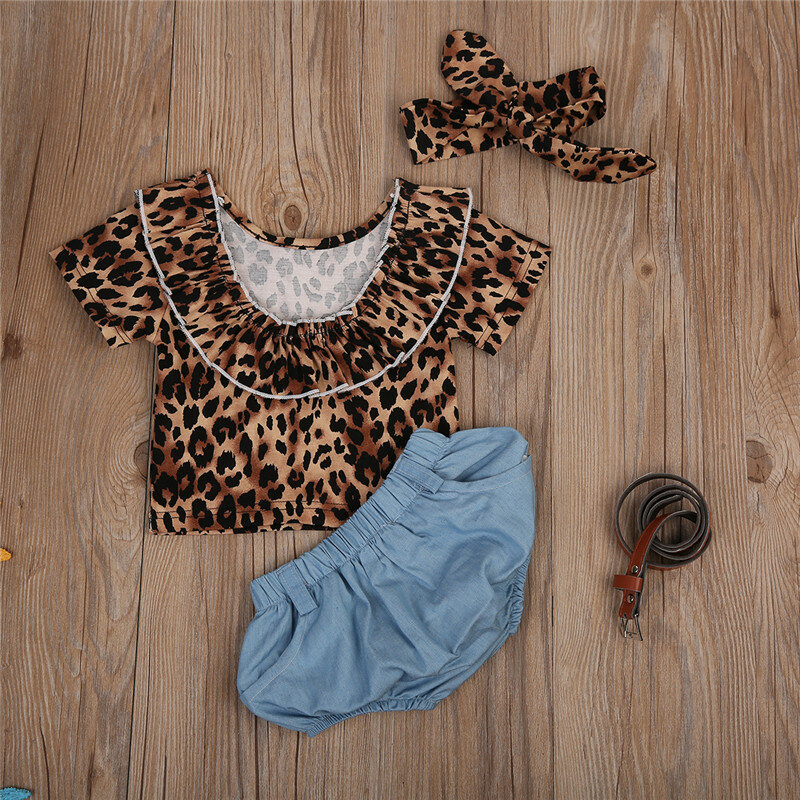 Комплект детской джинсовой одежды из 3 предметов для маленьких девочек летний Леопардовый топ с короткими рукавами + джинсовые штаны, одежд...