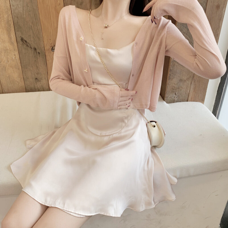 2021 nian Spring New Style Ice Silk Sweater Ladies Blouse Sun Protection Shirt Outer Match Short Blouse Thin Cardigan Jacket