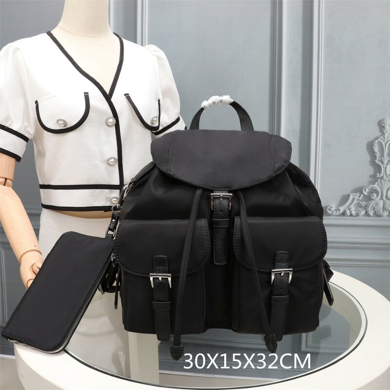 Mochila informal de nylon para hombre, bolso escolar de color sólido, mochila de viaje de 30cm, 2021