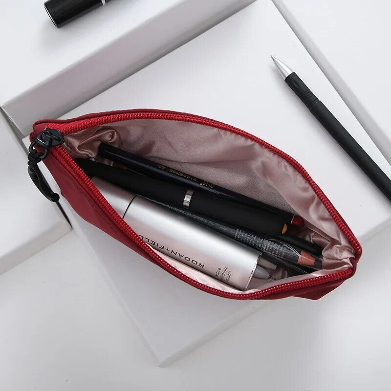 • Portable Mini Cosmetics Foundation rossetto trucco salva maschera Kit viaggio sopracciglio matita pennello borsa asciugamani sanitari