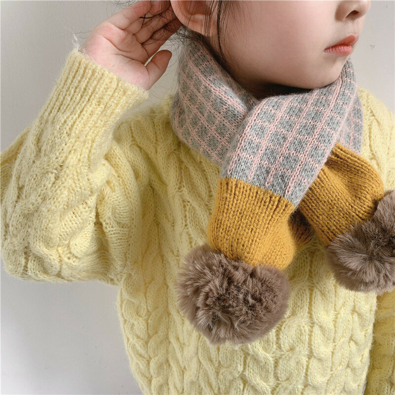 Foulard tricoté à carreaux pour enfants, nouvelle collection hiver 2021 japon corée Style doux Pompon doux Patchwork écharpes châle chaud pour enfants