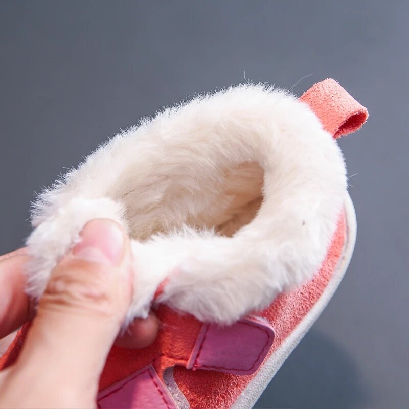 Winter New Baby Cotton Shoes Winter Plus Velvet Toddler Shoes Soft Bottom Warm Baby Boys and Girls 1-2 Years Old Cotton Shoes