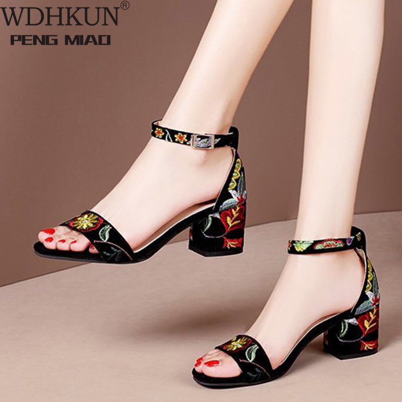Taglie forti 41 sandali estivi da donna ricamano cinturino alla caviglia sandalo tacchi alti scarpe eleganti fiore scarpe da donna sandali Mujer