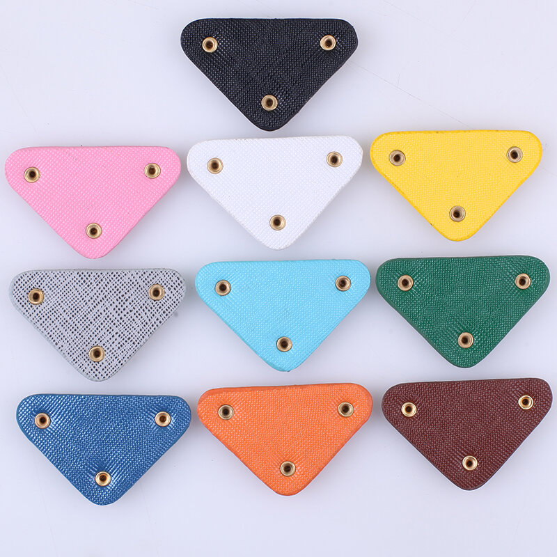 Heißer verkauf Dreieckigen Patches für Kleidung Diy Cutstom Marke Logo Pailletten Patch Abzeichen auf Hüte Paket Appliques für Krawatte Clip haar P