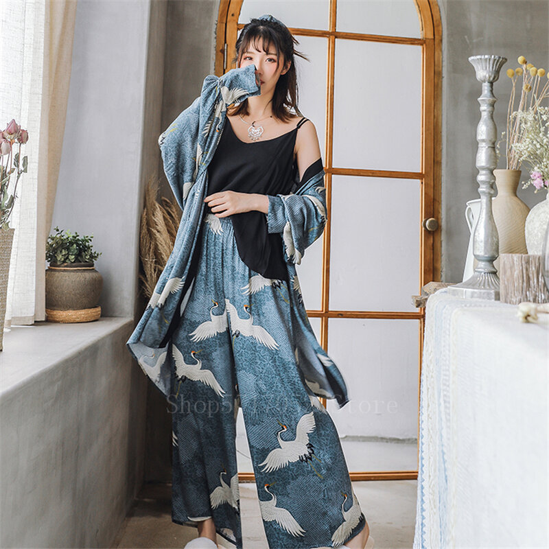 Ukiyo-e ثوب الكيمونو الياباني المرأة كرين Vinatge يوكاتا 3 قطعة معطف + بلوزات + السراويل منامة دعوى Haori الساموراي Harajuku الملابس الآسيوية