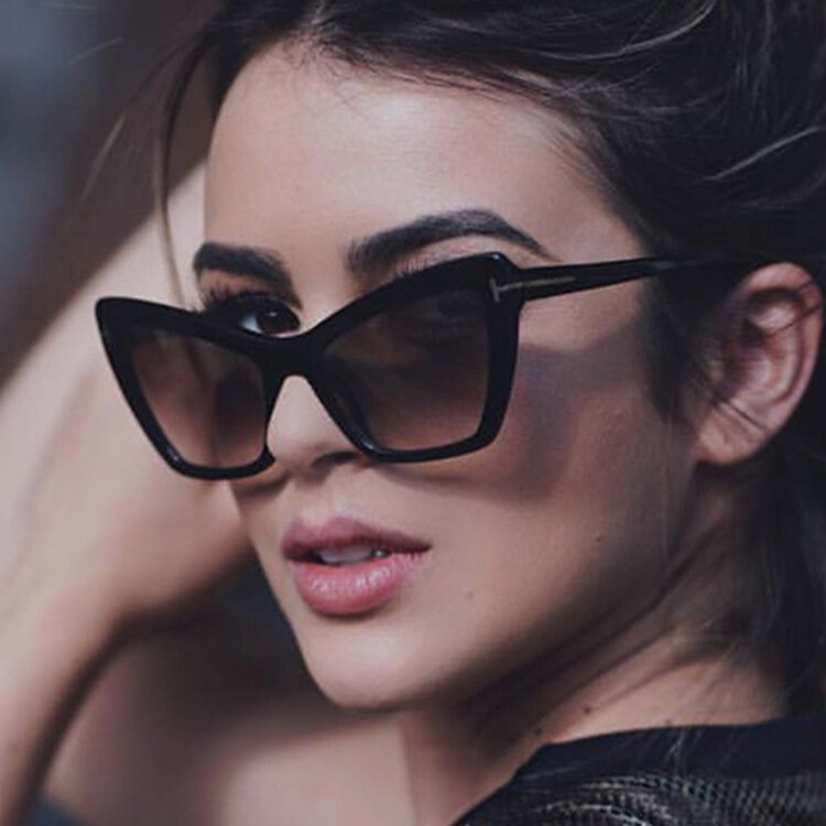 Moda Cat Eye occhiali da sole donna Retro Designer di marca occhiali da sole per donna Vintage UV400 Candy lenti donna