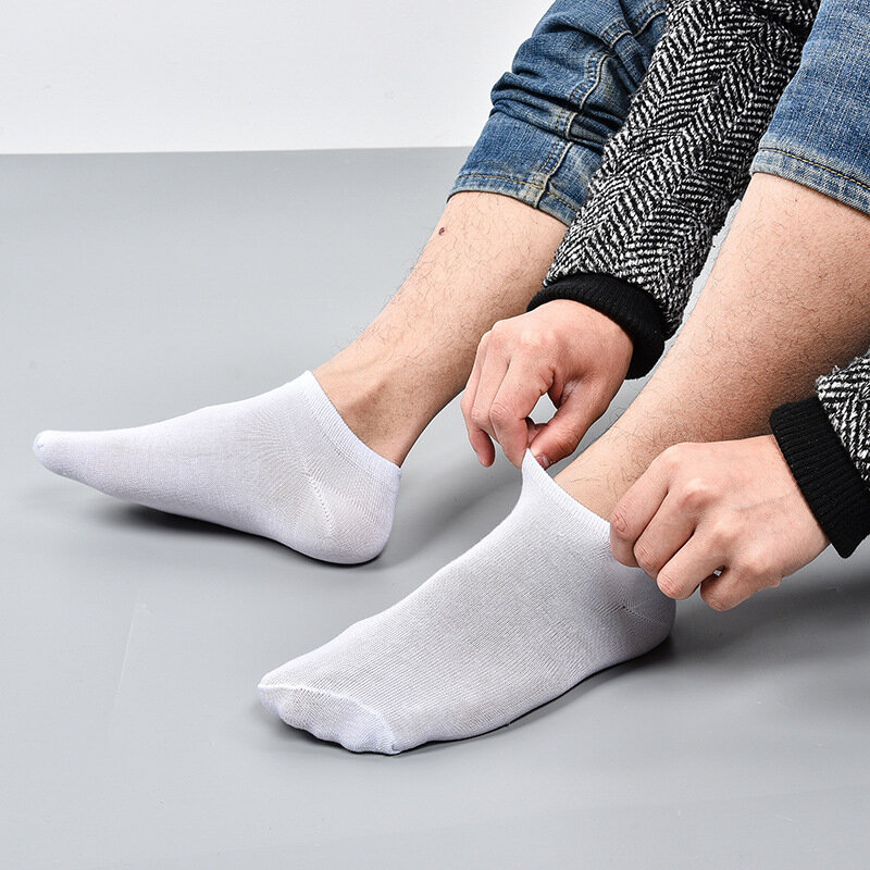 جوارب كلاسيكية بلون واحد جوارب غير مرئية الفم الضحلة جوارب قطنية غير قابلة للانزلاق يمكن ارتداؤها من قبل الرجال والنساء