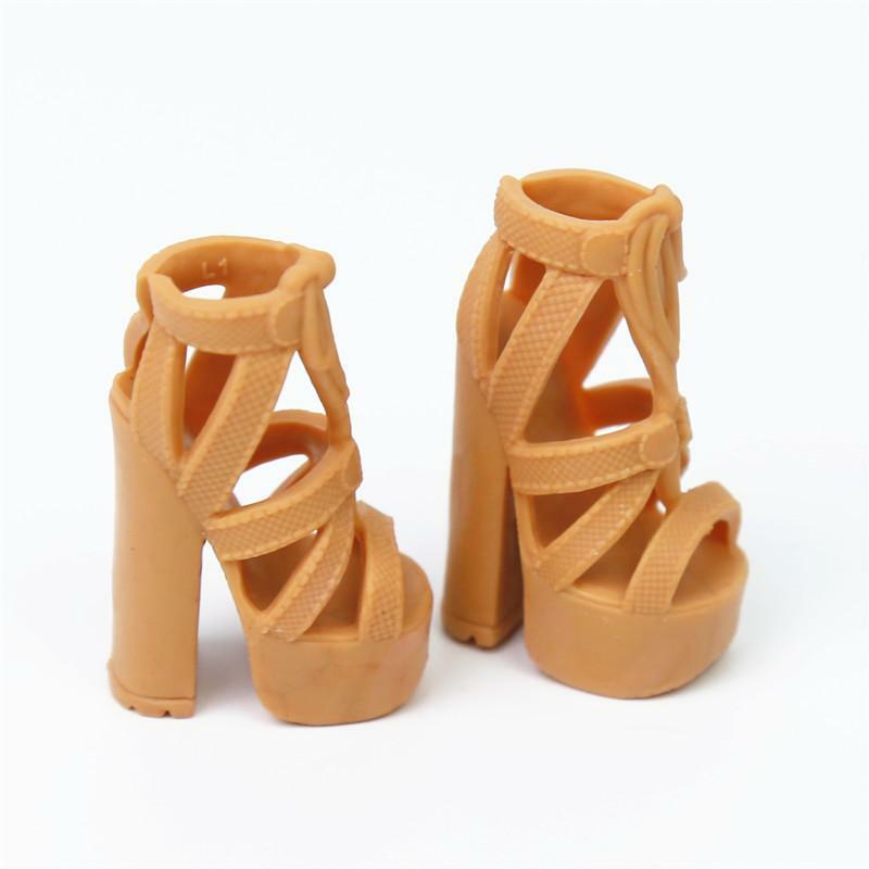 أنواع كثيرة من الأحذية البلاستيكية لمشروع MC2 دمية الفتيات اللعب دعوى لمدة 3 سنتيمتر قدم عالية الكعب حذاء مسطح والأحذية